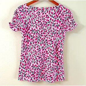 LIKE NEW Lilly Pulitzer Ruched Sleeve Tee